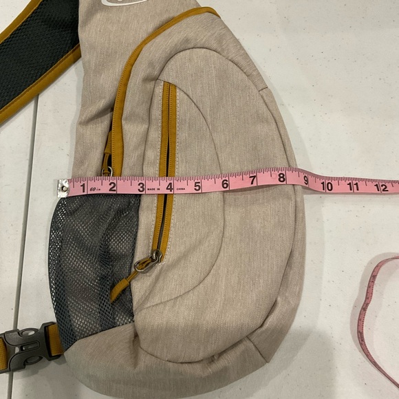 G4Free Gray and Tan Women's Sling Bag - Picture 4 of 14